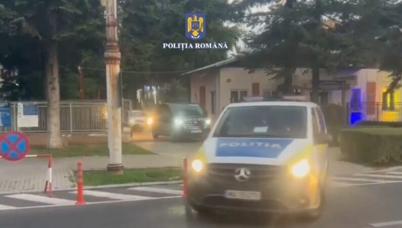 Mascații au descins în cartierul Prepeleac