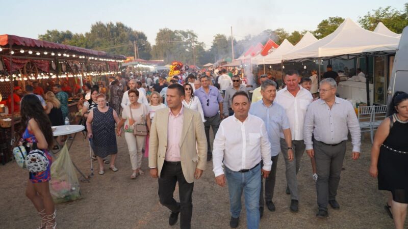 Președintele CJ Dâmbovița, Corneliu Ștefan, în mijlocul comunităților de Sfânta Maria Mare