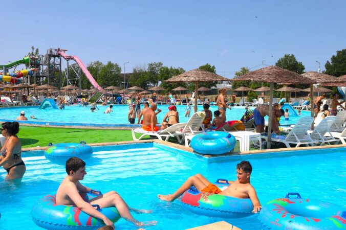  Primăria Târgoviște te invită să profiți de vara din plin, la Complexul Turistic de Natație