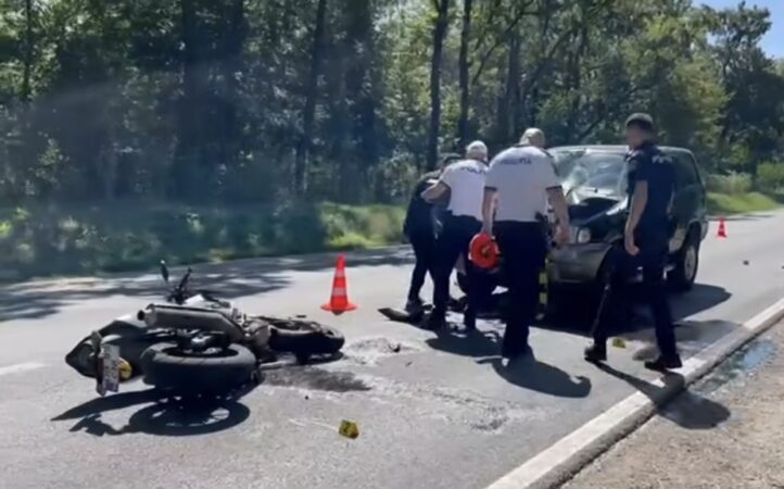 Un motociclist a văzut moartea cu ochii pe DN 72 A, la Priseaca