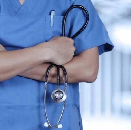 Vești bune pentru pacienții cronici: Pot merge direct la specialist, fără trimitere de la medicul de familie