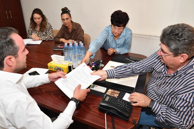 Contract semnat pentru construirea unui pod nou peste râul Colentina, la Stănești Contract semnat pentru construirea unui pod nou peste râul Colentina, la Stănești