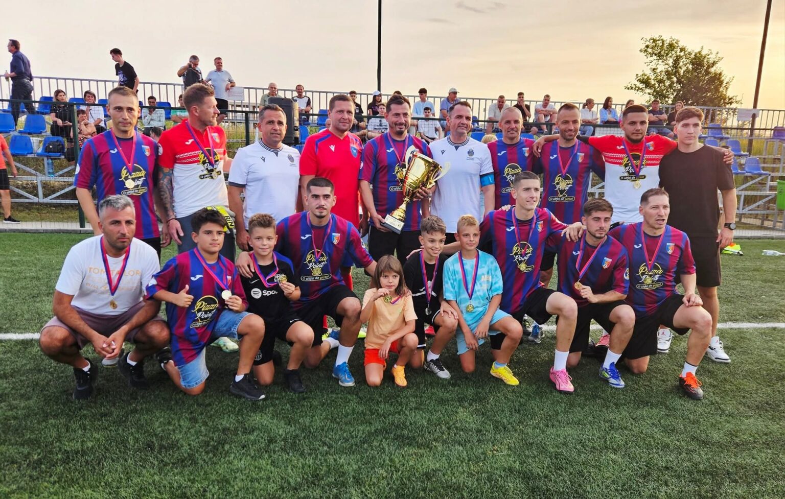 Centru își apără trofeul la Cupa Cartierelor din Târgoviște: Micro 12 și Micro 3 au urcat pe podium