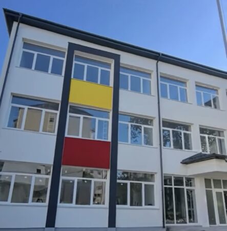 Școala „Grigore Alexandrescu” din Târgoviște se redeschide complet renovată