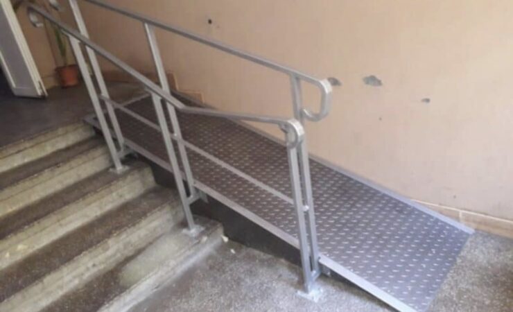 Instituții din Dâmbovița, obligate de AJPIS să îmbunătățească accesul persoanelor cu dizabilități Instituții din Dâmbovița, obligate de AJPIS să îmbunătățească accesul persoanelor cu dizabilități