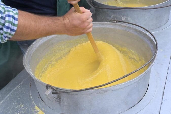 „Mămăliga de Aur” la Summit-ul Național al Porumbului