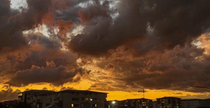 Mare atenție! Răcire bruscă a vremii, vânt și ploi începand cu noaptea de 24 septembrie