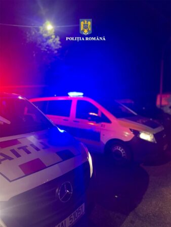 Mascații au descins la Târgoviște,  percheziții în dosar de furt calificat
