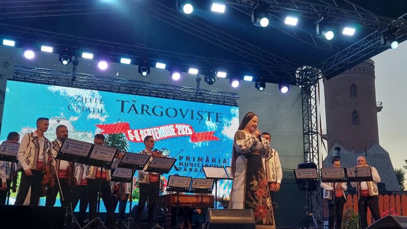 Municipiul Târgoviște în straie de sărbătoare: Folclor, emoție și magie pe lacul Chindia