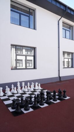 Orașul Fieni are acum o școală ultramodernă, investiție record în educație