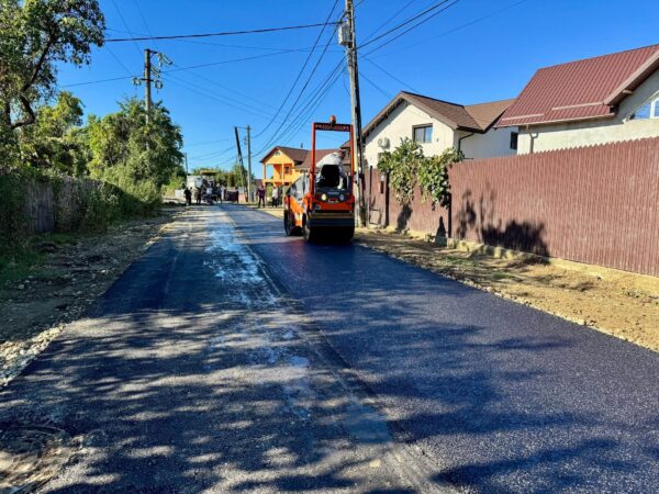 Primăria Răzvad: Străzile sunt în plin proces de refacere după introducerea canalizării