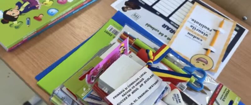 Primăria Răzvad este alături de elevi la început de an școlar: Pachete cu rechizite și școli pregătite la standarde europene
