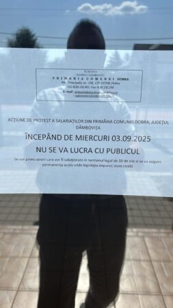  Primăriile din județul Dâmbovița au intrat în grevă japoneză