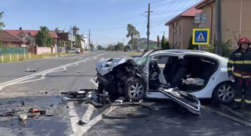Tragedie pe DN 71, în localitatea Ulmi: Un șofer decedat, altul rănit