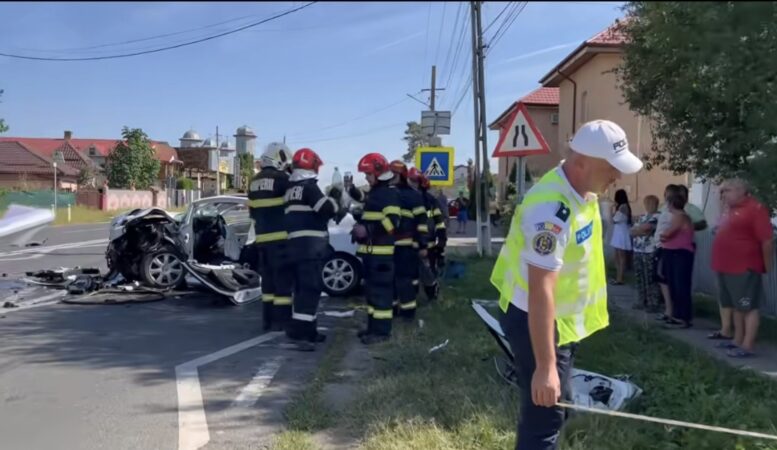 Tragedie pe DN 71, în localitatea Ulmi: Un șofer decedat, altul rănit