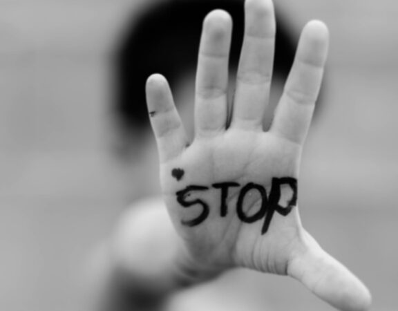  VIOLENȚA DOMESTICĂ SUB LUPA POLIȚIȘTILOR DÂMBOVIȚENI