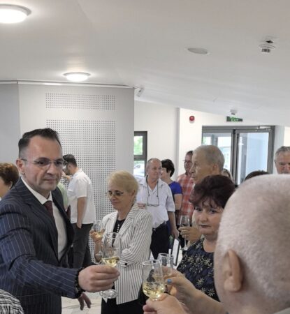 Primăria Târgoviște a sărbătorit cuplurile de aur  la Zilele Cetății