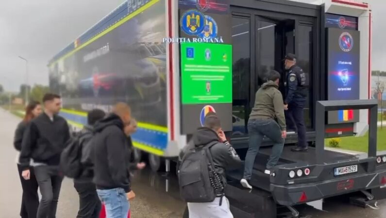 Caravana de Educație Rutieră a ajuns în Dâmbovița