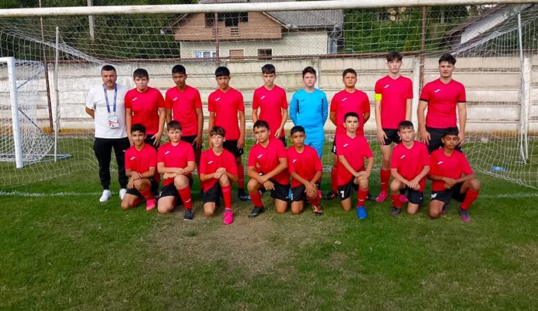 Juniorii U15 fac spectacol: Gloria Mănești câștigă, Urban Titu zdrobește adversarul Juniorii U15 fac spectacol: Gloria Mănești câștigă, Urban Titu zdrobește adversarul