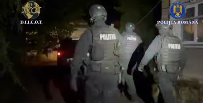 Percheziții în Dâmbovița într-un dosar de documente falsificate