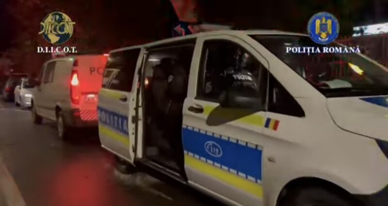 Percheziții în Dâmbovița într-un dosar de documente falsificate