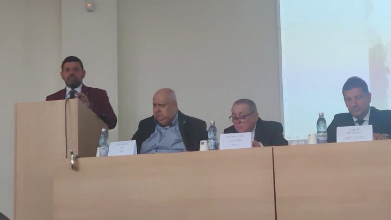 Prefectul județului Dâmbovița, Marian Tănase a participat la conferința pentru perfecționarea judecătorilor, la Tribunalul Dâmbovița