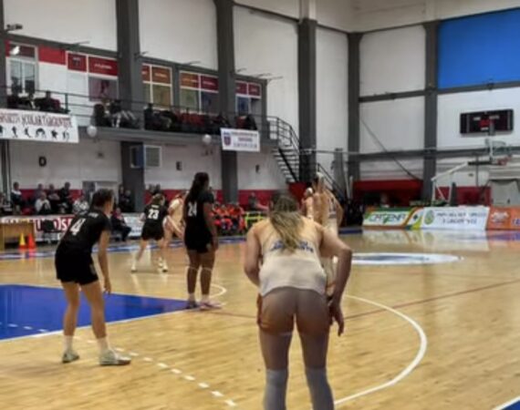 Spectacol pe terenul de baschet: CSM Târgoviște a învins CS „U” Cluj-Napoca cu 87