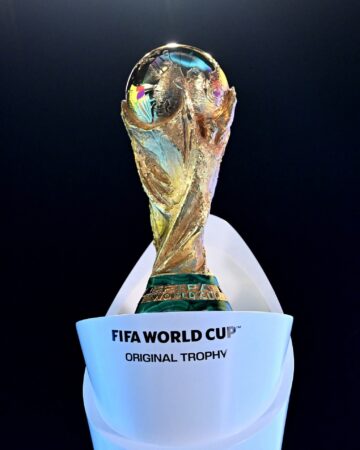 FIFA a prezentat procedura tragerii la sorți pentru Cupa Mondială 2026: Pe 5 decembrie, România își află potențialii adversari dacă trece de play-off FIFA a prezentat procedura tragerii la sorți pentru Cupa Mondială 2026: Pe 5 decembrie, România își află potențialii adversari dacă trece de play-off