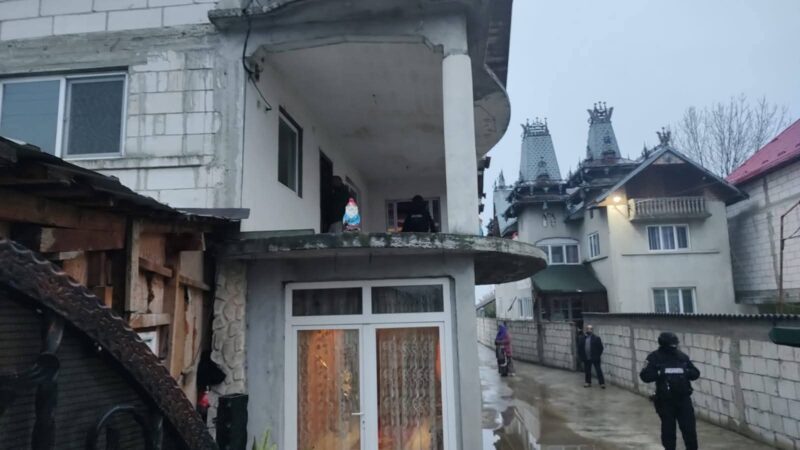 Mafia deșeurilor din Dâmbovița, luată pe sus de mascați și drone