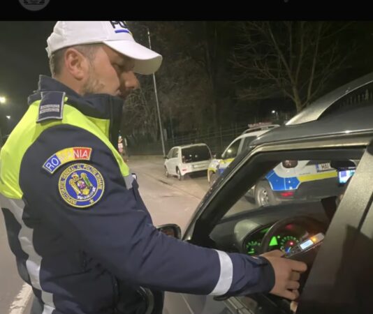 Șofer prins băut pe DN 71, alcoolemie de peste 1,2 mg/l în aerul expirat