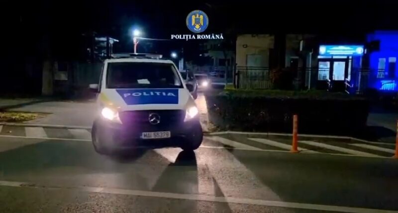 Șoferi suspectați că furau carburant din autocisterne