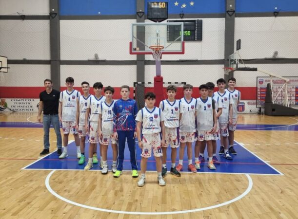 U14 CSȘ Târgoviște, dublă victorie în Turneul 3: Tinerii baschetbaliști impresionează din nou U14 CSȘ Târgoviște, dublă victorie în Turneul 3: Tinerii baschetbaliști impresionează din nou