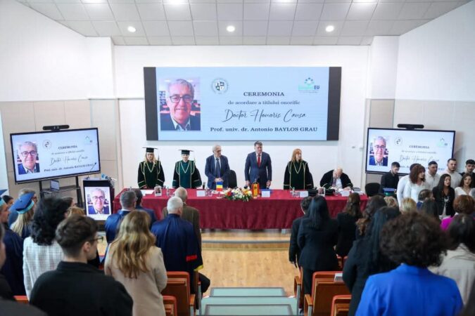 Universitatea „Valahia” din Târgoviște a  acordat  titlul de Doctor Honoris Causa profesorului Antonio Baylos Grau  