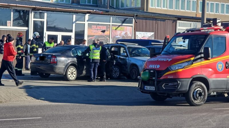 Accident rutier pe strada Laminorului din Târgoviște: Patru persoane transportate la spital