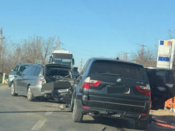 Coliziune cu impact violent pe DN 71 în Aninoasa