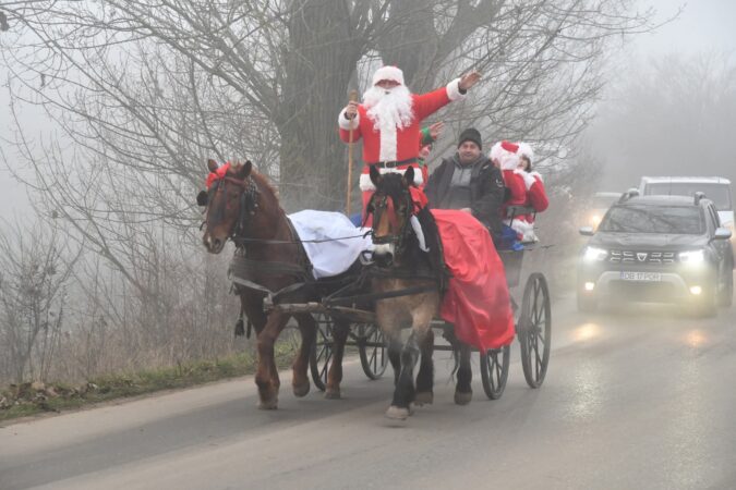 Drumul lui Moș Crăciun prin comunitatea Răcari – emoții, colinde și amintiri de neuitat