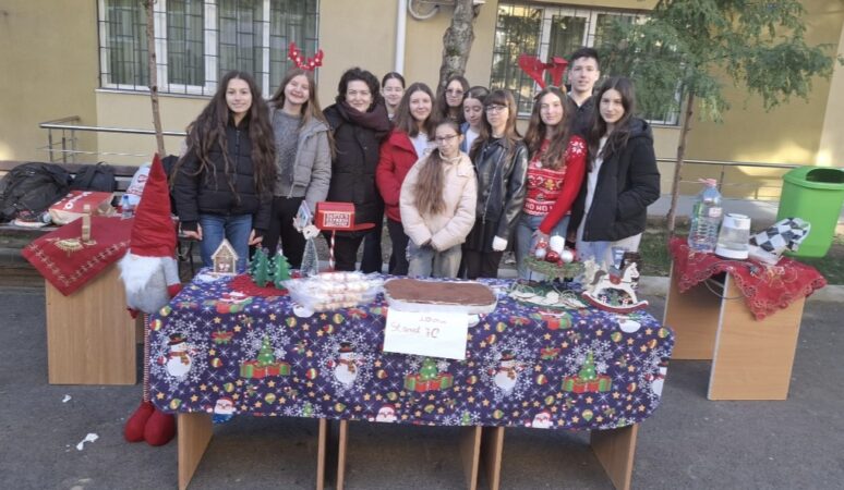 Festivalul Iernii  a adus magia sărbătorilor la Școala Gimnazială „Tudor Vladimirescu” din Târgoviște
