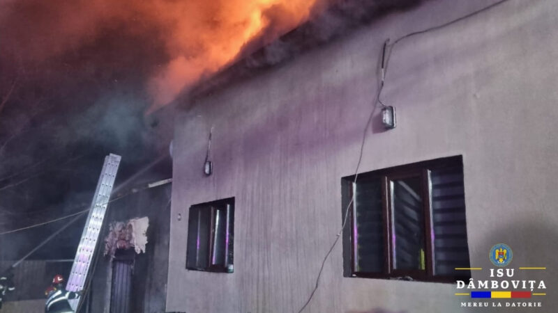 Incendiu la o casă din Săteni, pompierii au intervenit rapid Incendiu la o casă din Săteni, pompierii au intervenit rapid