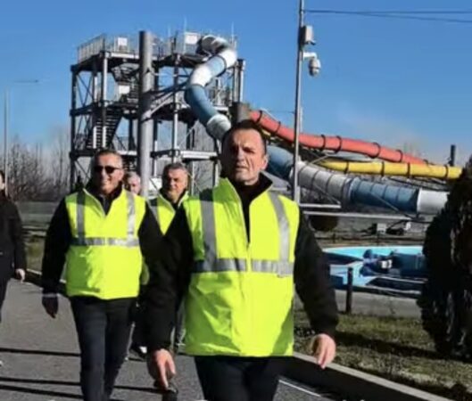 Primăria Târgoviște: Complexul Turistic de Natație, pregătit pentru o transformare majoră Primăria Târgoviște: Complexul Turistic de Natație , pregătit pentru o transformare majoră