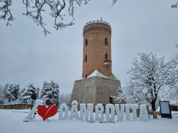 Programul de vizitare al muzeelor din cadrul Complexului Național Muzeal „Curtea Domnească” Târgoviște Programul de vizitare al muzeelor din cadrul Complexului Național Muzeal „Curtea Domnească” Târgoviște