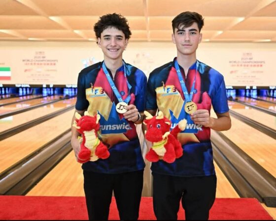  România scrie istorie la bowling: aur mondial la dublu masculin, prin doi tineri sportivi remarcați
