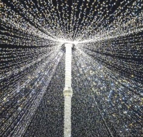 Târgoviște dă startul magiei de iarnă! Iluminatul festiv se aprinde pe 5 decembrie, cu drone, lasere și artificii