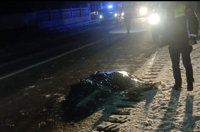 Pieton accidentat mortal în comuna Gura Ocniței Pieton accidentat mortal în comuna Gura Ocniței