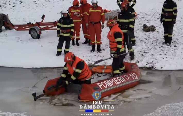 Antrenament de iarnă pe lac înghețat — pompierii dâmbovițeni în acțiune