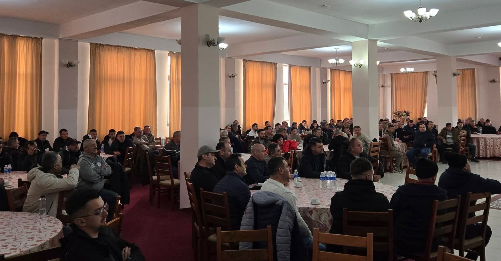 Dialog cu legumicultorii din Băleni