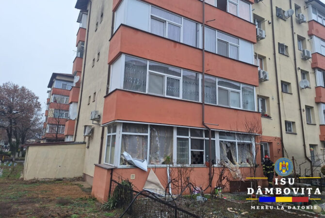 Explozie într-un apartament din Titu 