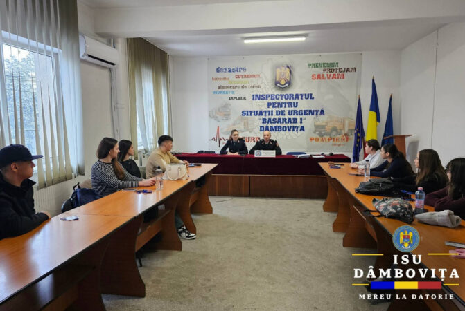 ISU Dâmbovița: O nouă serie de voluntari a început pregătirea în cadrul programului „Salvator din pasiune”