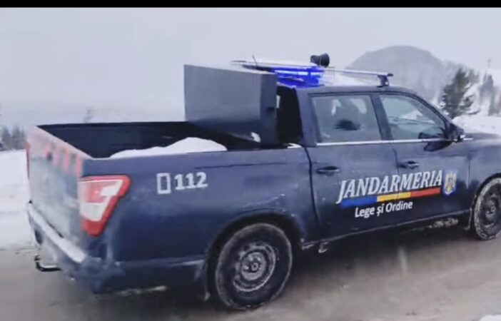 Jandarmii montani dâmbovițeni: Sfaturi de iarnă pentru turiști