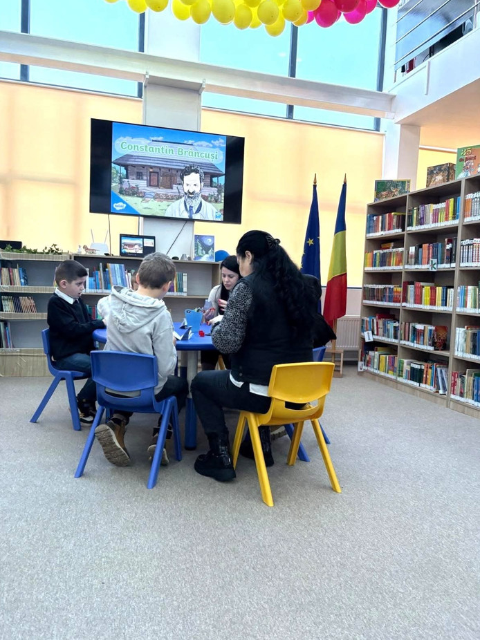 Pe urmele lui Brâncuși la Biblioteca Județeană Dâmbovița