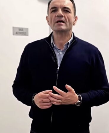  Primarul Târgoviștei, Cristian Stan, critică Guvernul: Facilitățile pentru persoanele cu dizabilități au fost eliminate iar administrațiile locale sunt subfinanțate